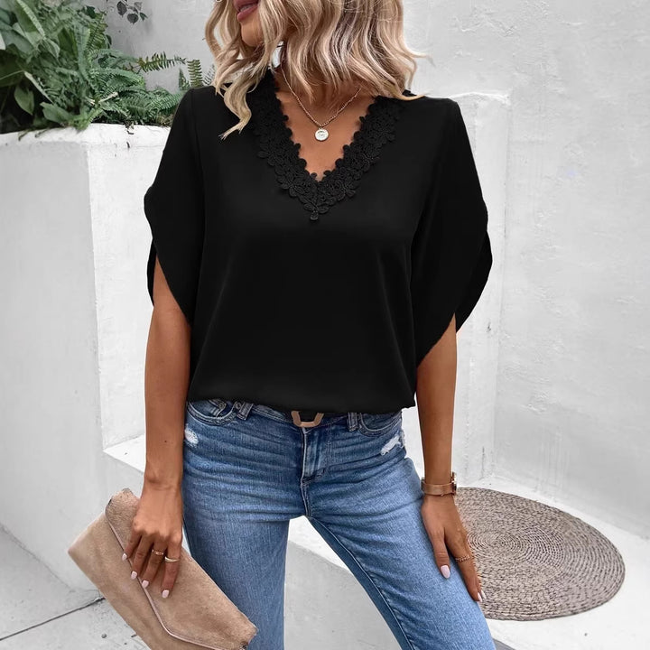 Dame elegant bluse med spidsapplikation Skovae