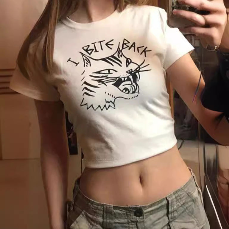 Dame Crop-T-shirt med kreativt skeletdesign og inspirerende tekst Skovae