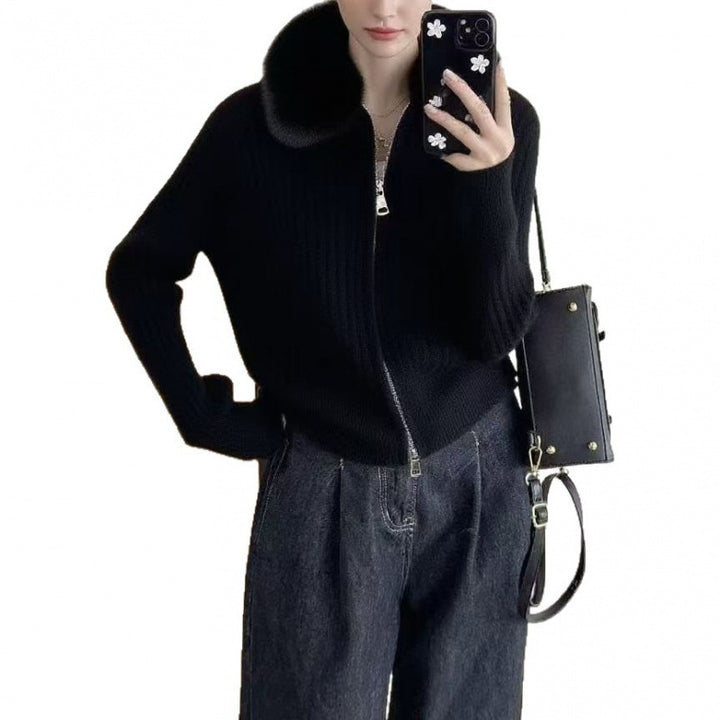 Kvinders cardigan med højkvalitets faux fur krave og elegant ribbet tekstur Stilla