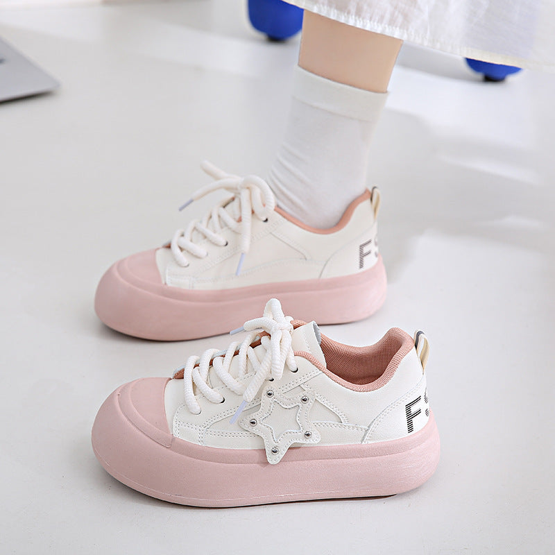 Dame Chunky Sneakers med unik stjerne-applikation og behagelig dæmpningsteknologi Stilla