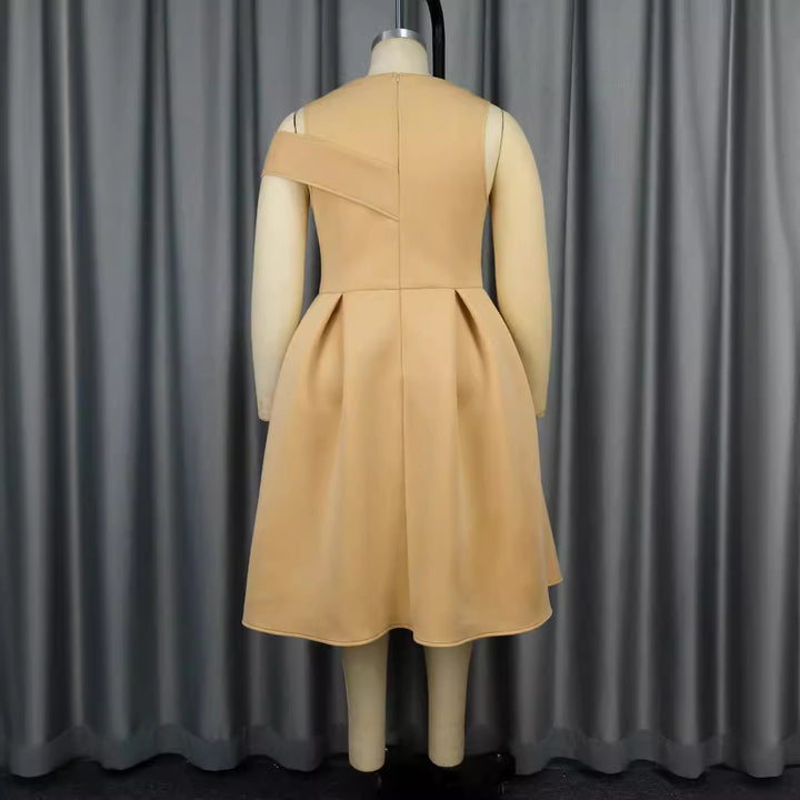 Dame Elegant Cocktailkjole med asymmetrisk schnit og gennemsigtige ærmer Skovae