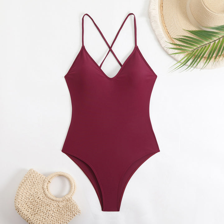 Dame Sporty One-Piece Swimsuit with Cross Straps Skovae