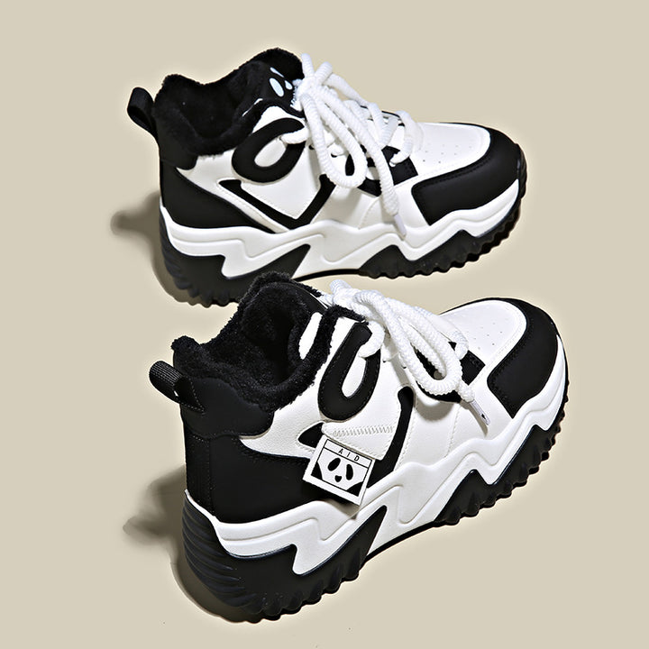 Dame Chunky Sneakers i moderne design med slidstærkt overmateriale og skridsikker sål Stilla