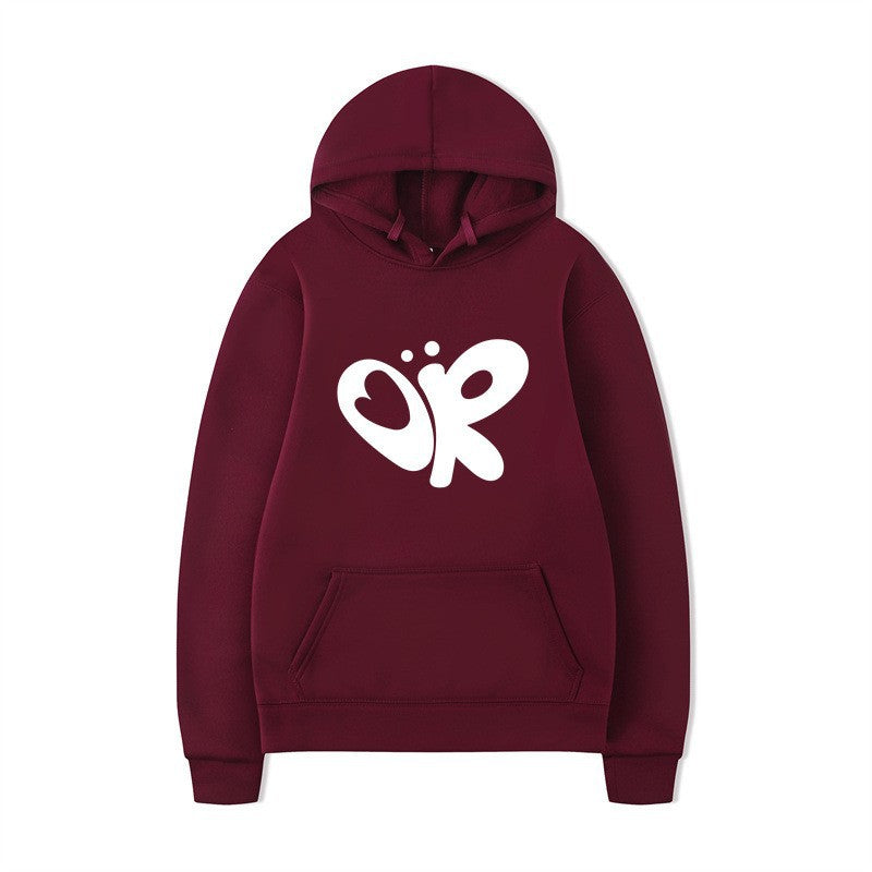 Dame hoodie med stort print og praktisk kænguru lomme Skovae