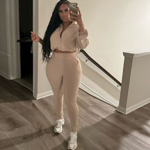 Dame Sportsæt med højhalset top og lange tætsiddende leggins Stilla