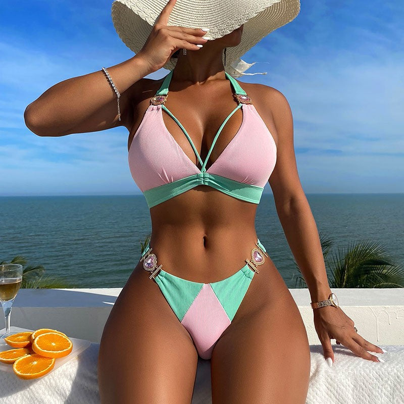 Dame Triangel-Bikini med elegante smykkedetaljer Skovae