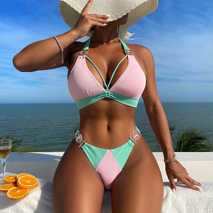 Dame Triangel-Bikini med elegante smykkedetaljer Skovae