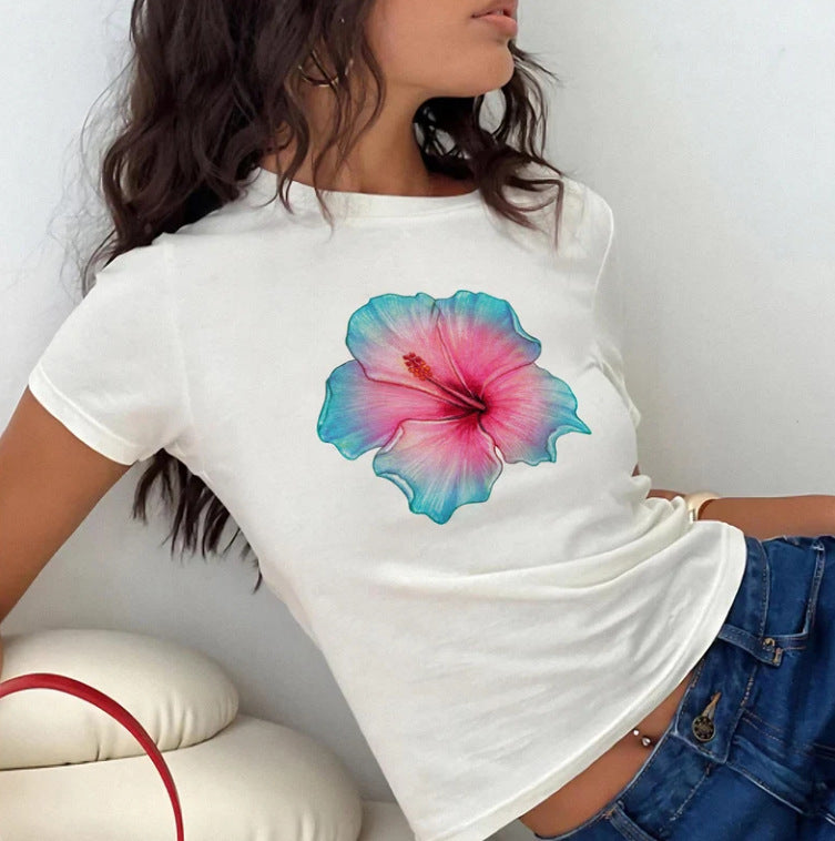 Dame Crop-T-shirt med kreativ læbe motiv og tætsiddende snit Skovae