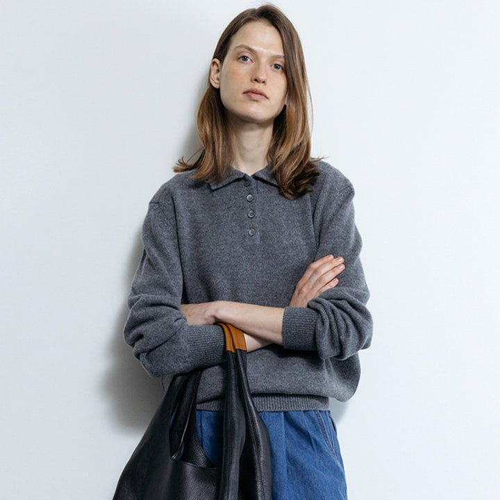 Dame sweater med knaplukning og afslappet snit Stilla