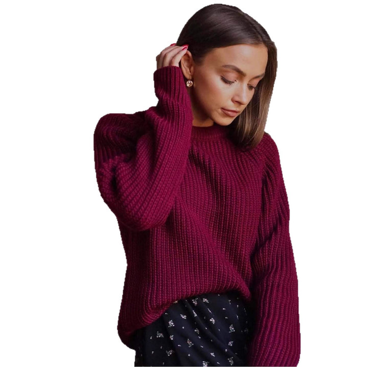 Kvindernes strikkede sweater med elegante ærmekanter Stilla