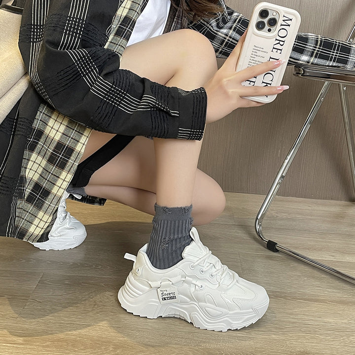 Femme Chunky Sneaker med åndbart mesh-overflade og stabil dæmpningsteknologi Stilla