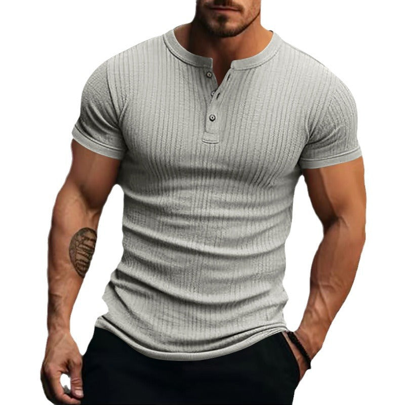 Herre kortærmet Henley-shirt med struktureret ribdesign og moderne knapper Stilla