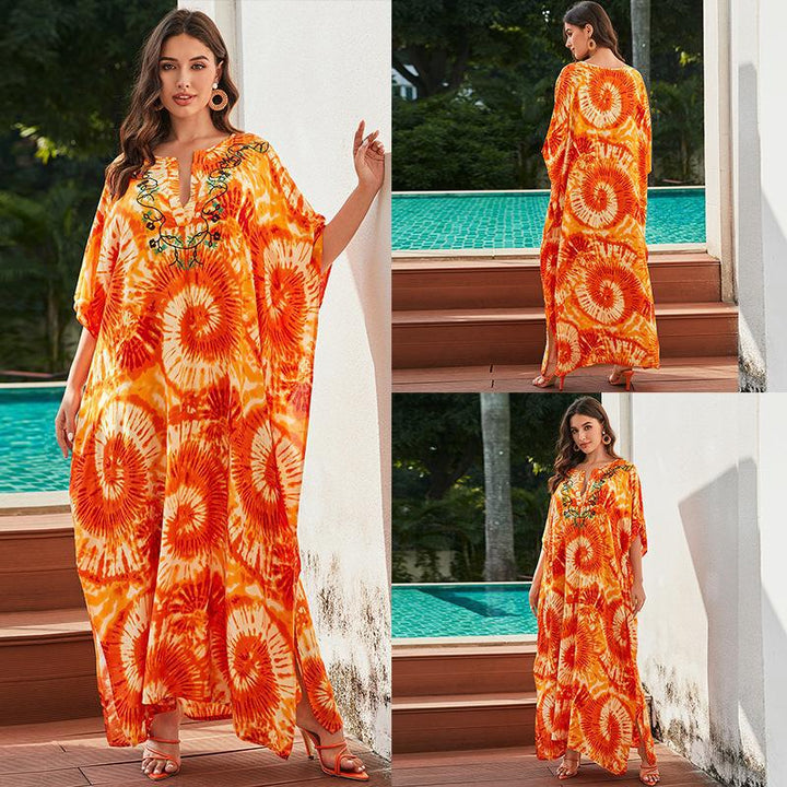 Dame kaftan med håndlavet tie-dye mønster og elegant broderi Stilla