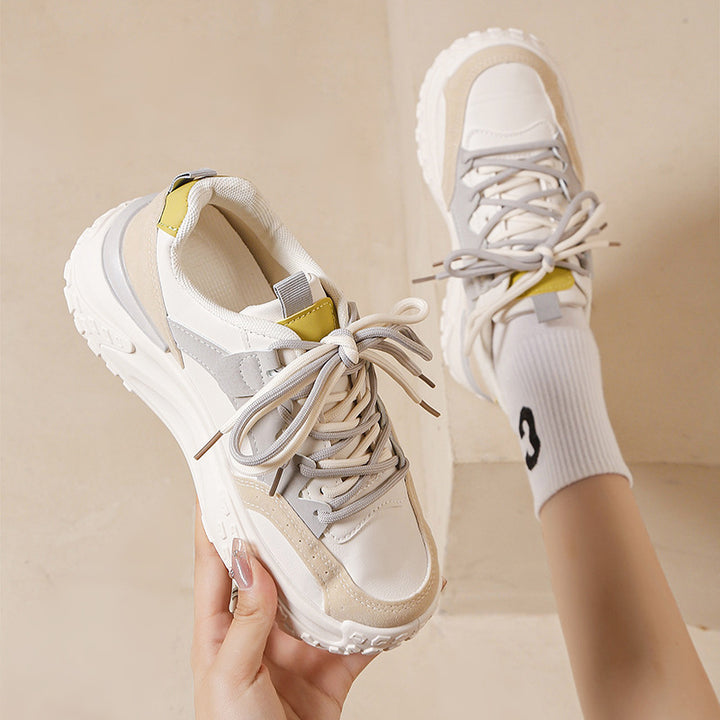 Dame sporty sneakers med tykk profilsål og innovativt dæmpningssystem Stilla