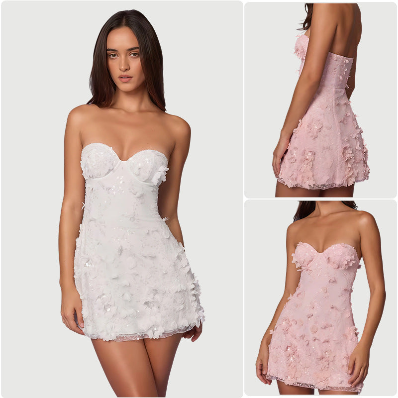 Kvinders cocktailkjole med off-the-shoulder design og blomster 3D applikationer Skovae