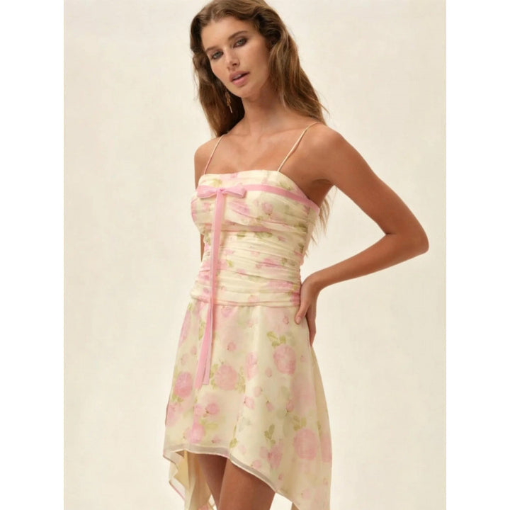 Damen Sommerliches Kleid mit floralem Design und asymmetrischem Saum Skovae