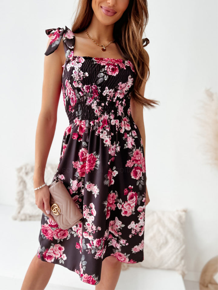 Dame Floral Print Smocked Midi Kjole Stilla