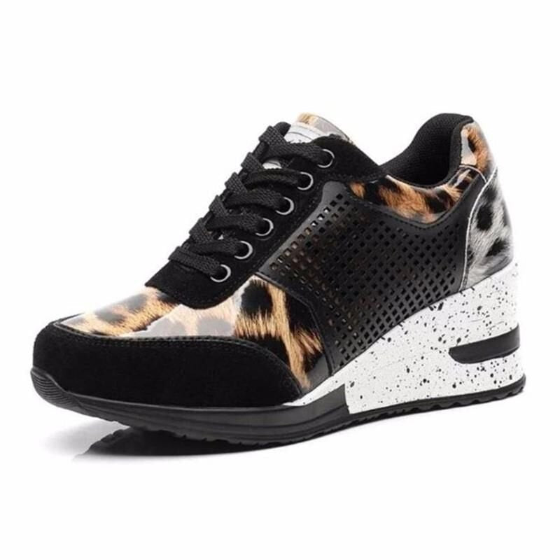 Dame Sneakers med trendy leopardmønster og specielt wedge-design Stilla