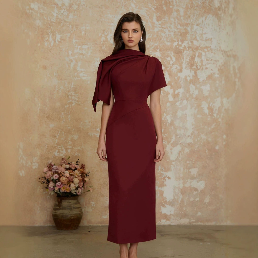Dame Elegant aften kjole med off-shoulder design og raffinerede draperinger Skovae