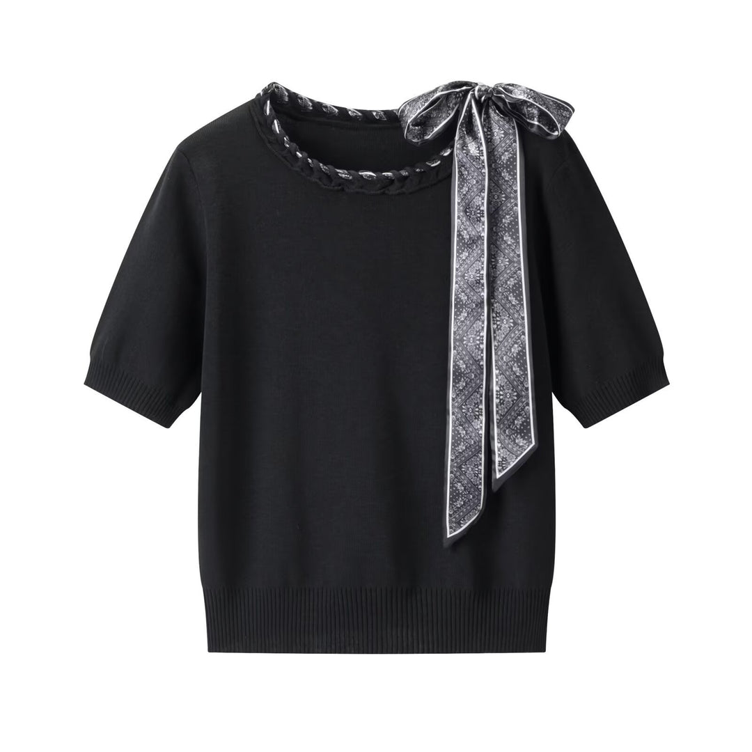 Dame kortærmet pullover med dekorativt halsbånd og stilfuldt sløjfedetail Skovae