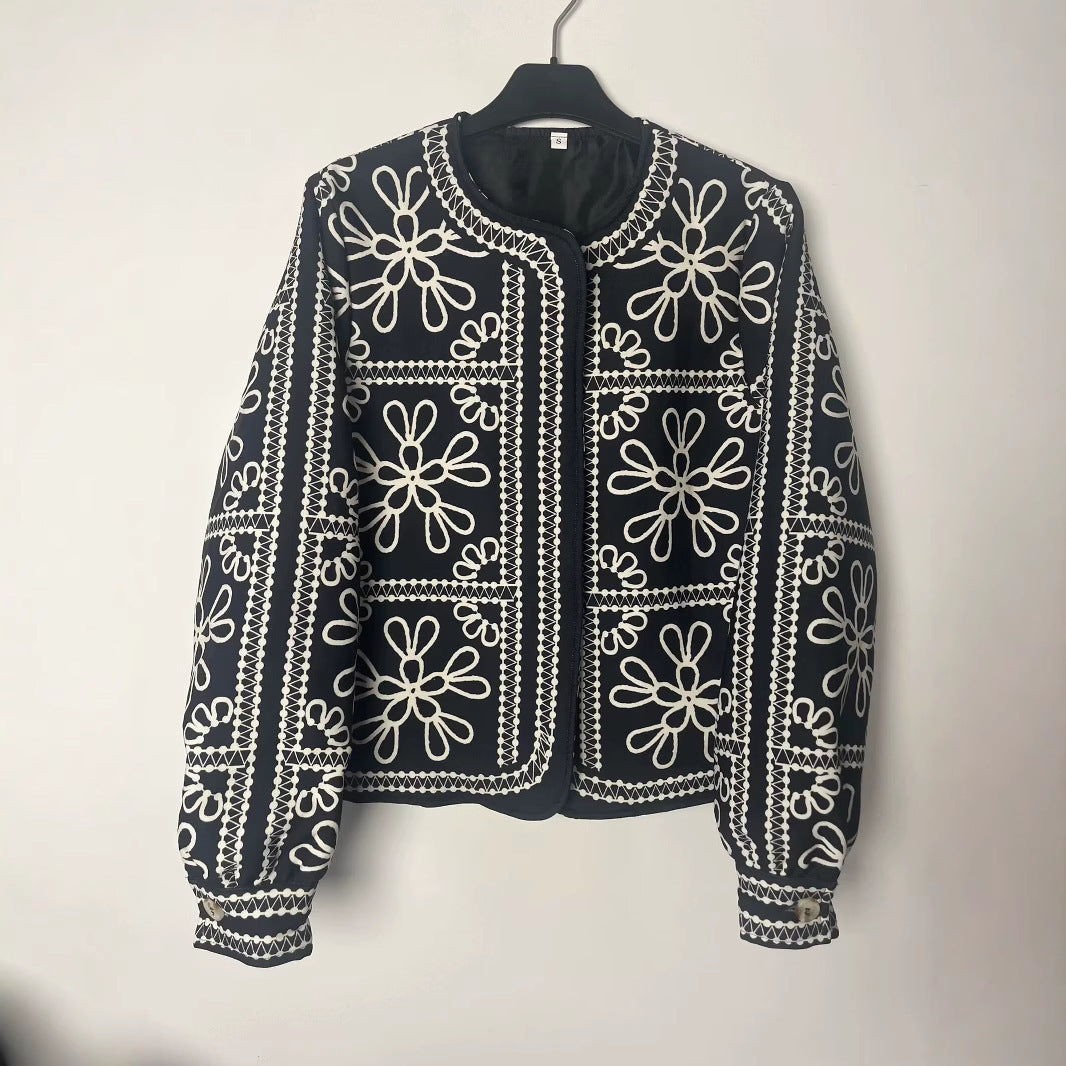 Kvinders patchwork designjakke med blomster mønster og elegante applikationer Stilla