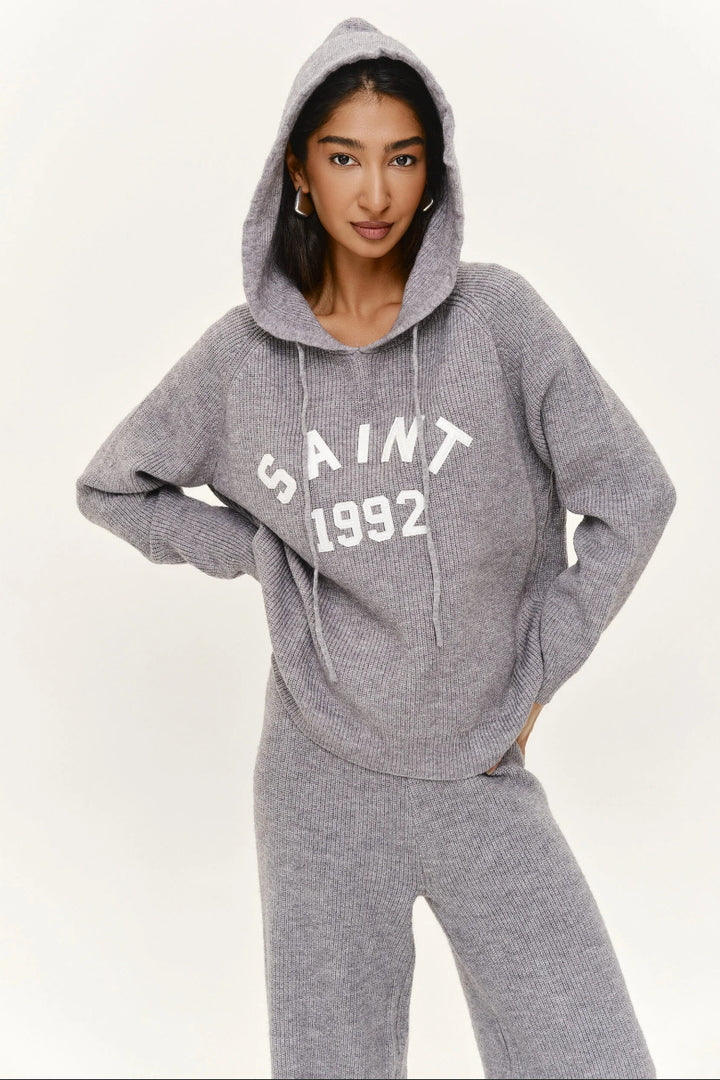 Kvinders komfortable hoodie med klassisk branding Stilla
