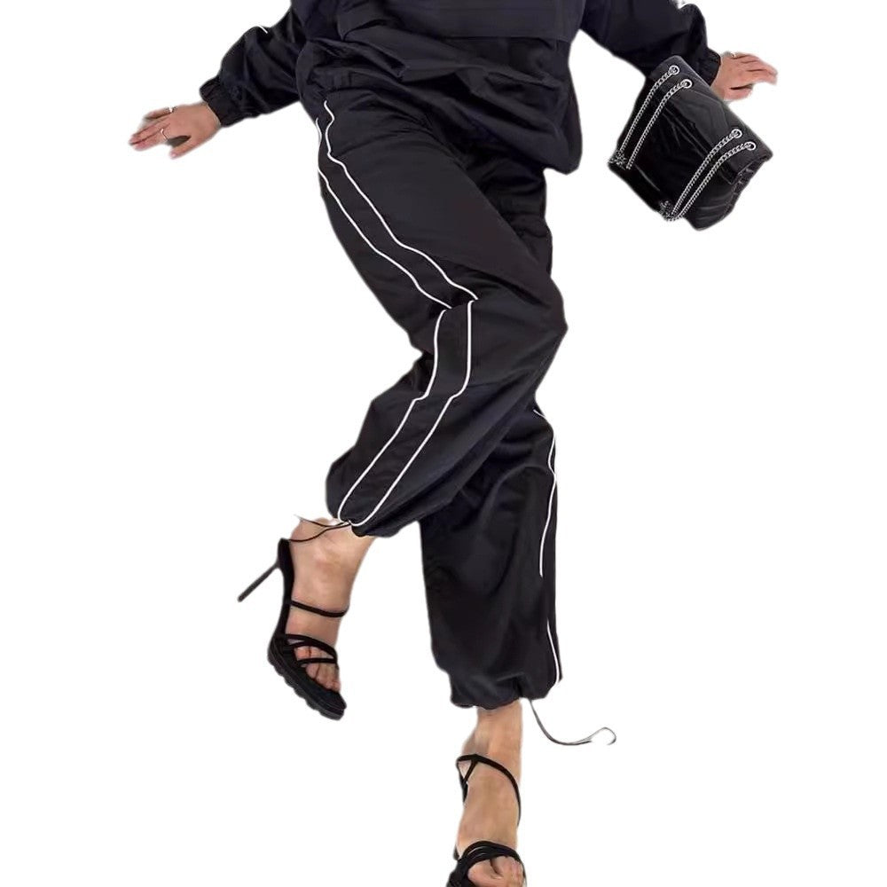 Kvindelig sporty anorak jakke med lynlås og ribbede ærmer Skovae