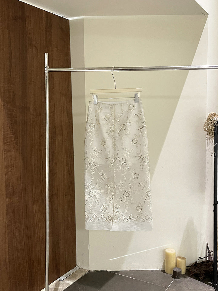 Dame elegant, broderet Midi-nederdel med fine detaljer Stilla