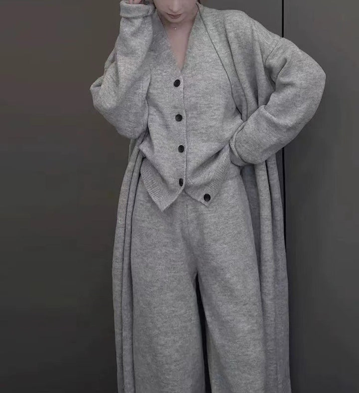 Kvinders strikket sæt med varmende cardigan og komfortable bukser Stilla