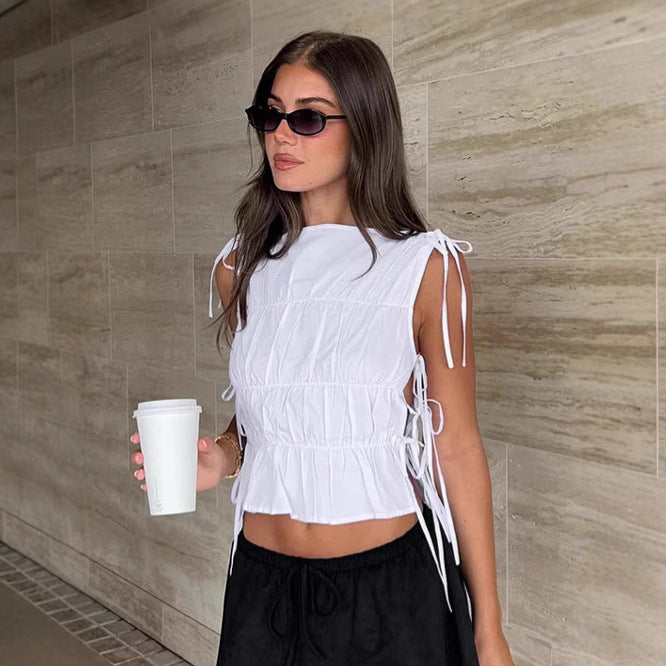 Dame bluse top med raffinerede rynkedetaljer og justerbare stropper Stilla