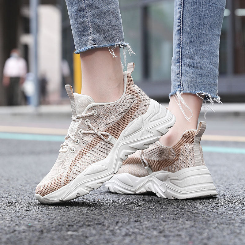 Dame sportliche løbesneakers med åndbart overmateriale og stabil sål Stilla