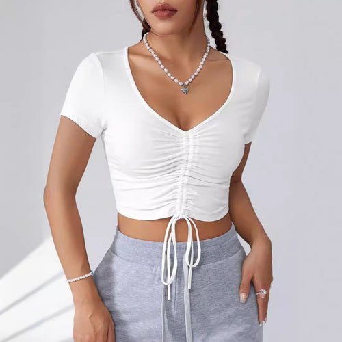 Dame Cropped Top med raffinerede flæse-detaljer og snøre Skovae