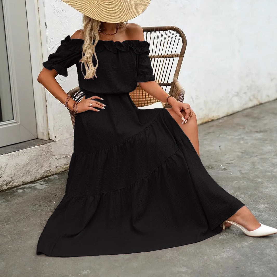 Dame Off-Shoulder Maxikjole med Rynkedetaljer og Feminint Volant Stilla