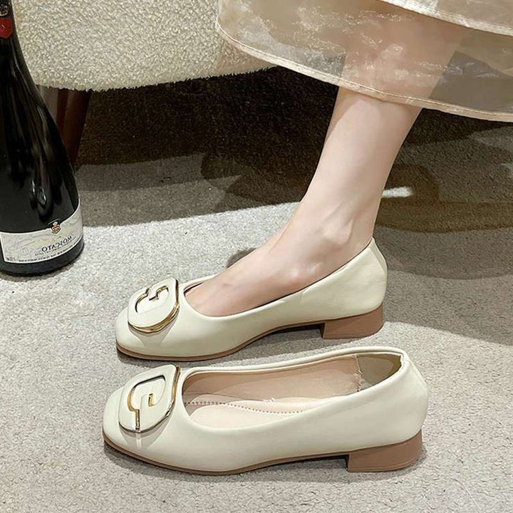 Dame elegante Slingback-Mules med moderigtige spænde-detail og komfortabel blokhælhæl Stilla