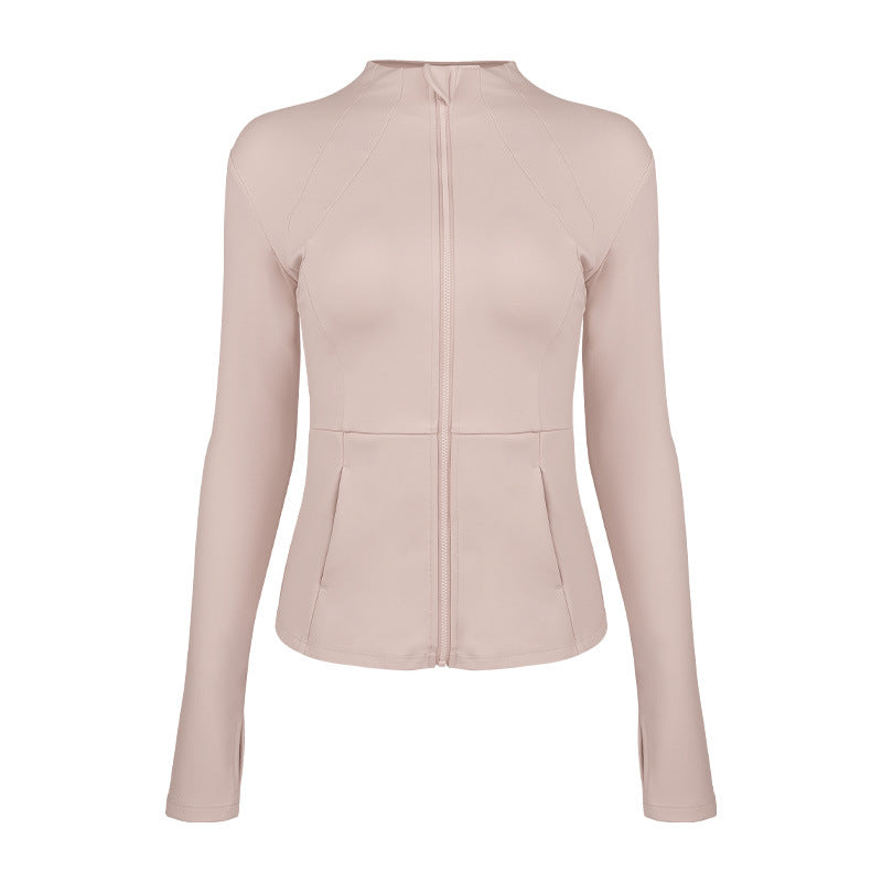 Dame sporty funktionel jakke med elegant snit og praktiske lynlåslommer Stilla