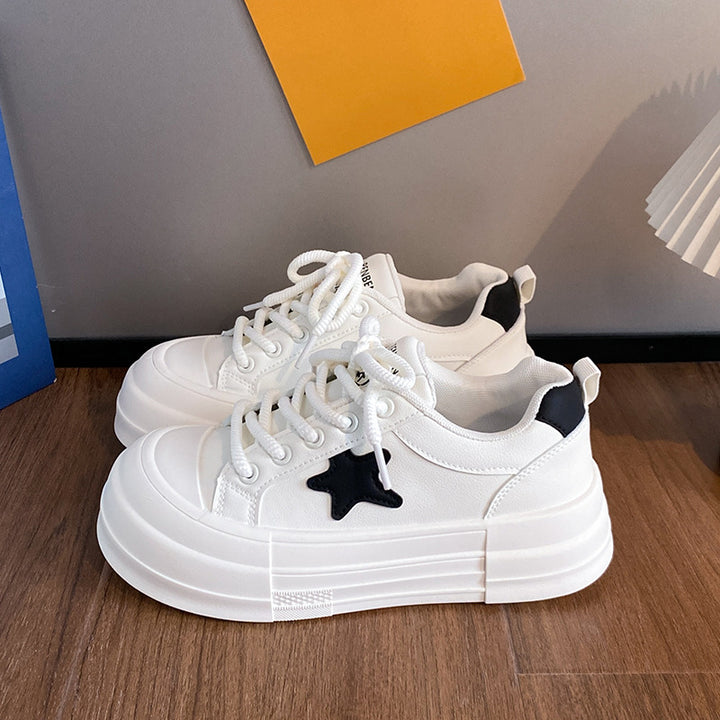 Dame Mode Plateau-Sneakers med stjerne-detalje og skridsikker sål Stilla