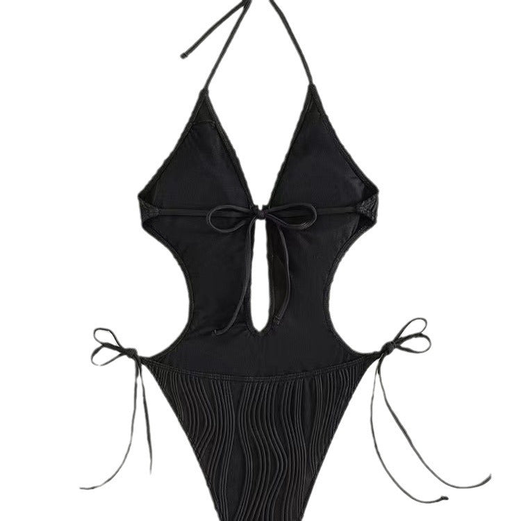 Dame én-delt badedragt med raffineret cut-out-design og justerbare stropper Stilla