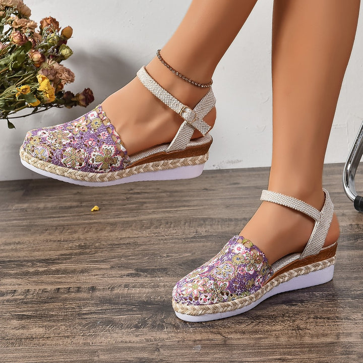 Dame elegante espadrillos med håndlavet hækle-design og justerbar ankelrem Stilla