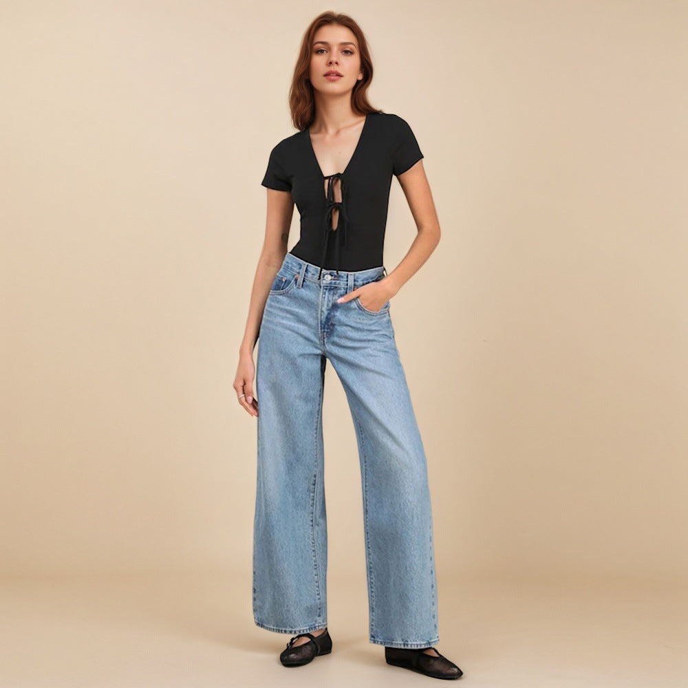 Kvinders bodysuit med fashionable V-hals og bånddetalje Stilla