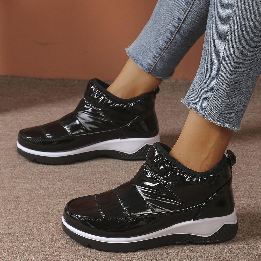 Dame Komfortable Sneakers med elastisk skaftekant og skridsikker sål Stilla