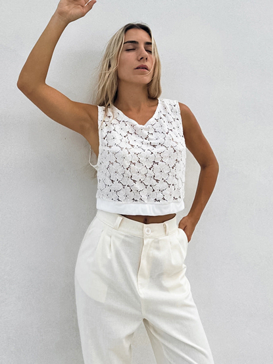 Dame spids-crop-top med blomster mønstre og dekorativt kant Stilla