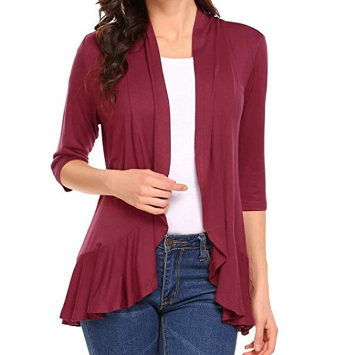 Kvinders fashions cardigan med asymmetrisk snit og fladrende detaljer Skovae