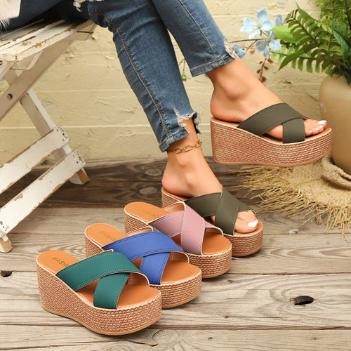 Dame Wedge-sandaler med crossover remme og skridsikker sål Stilla