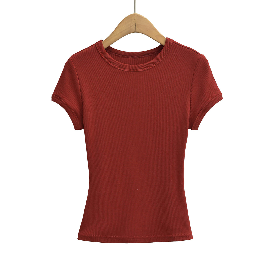 Dame Basic T-shirt med elastisk pasform og rundhalsetud Stilla
