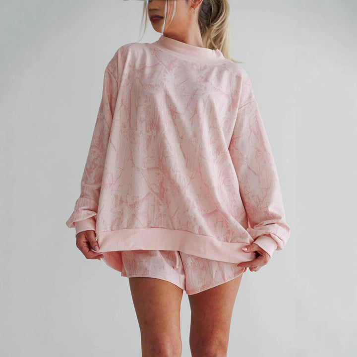 Kvinders afslappede sweatshirt og shorts sæt med høj stående krave og elastiske detaljer Skovae