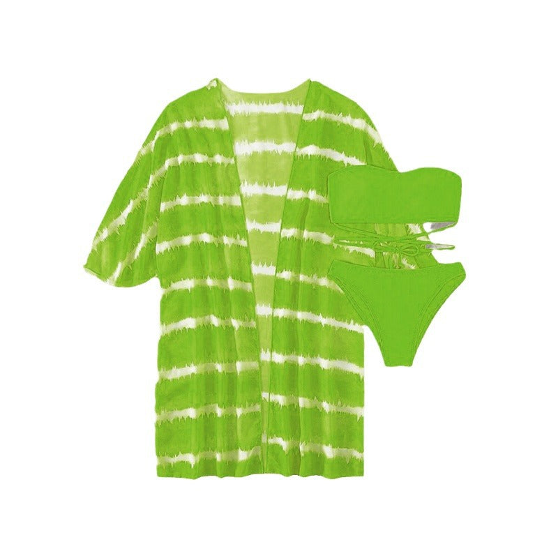 Dame Strandkimono med kontrasterende cut-outs og sommerligt design Stilla