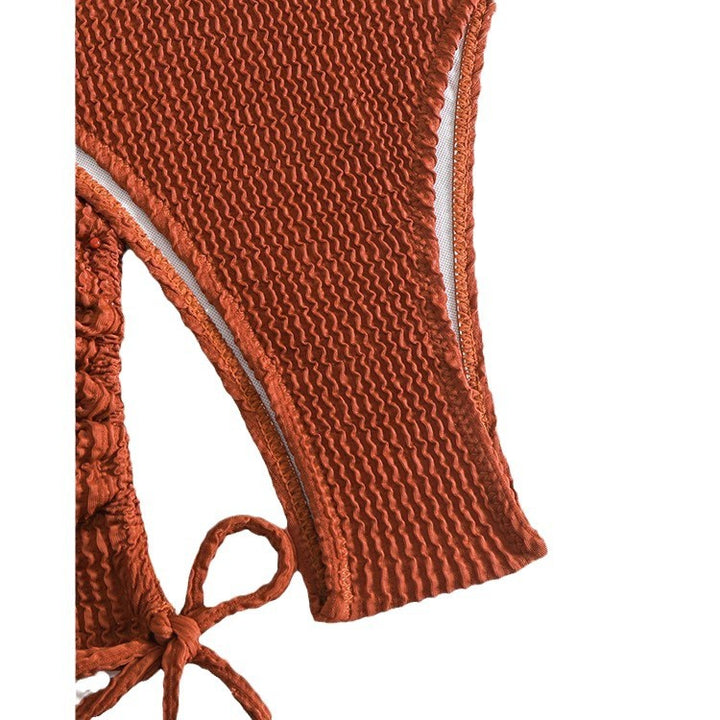 Dame bikini sæt med rynket nederdel og asymmetrisk top Stilla