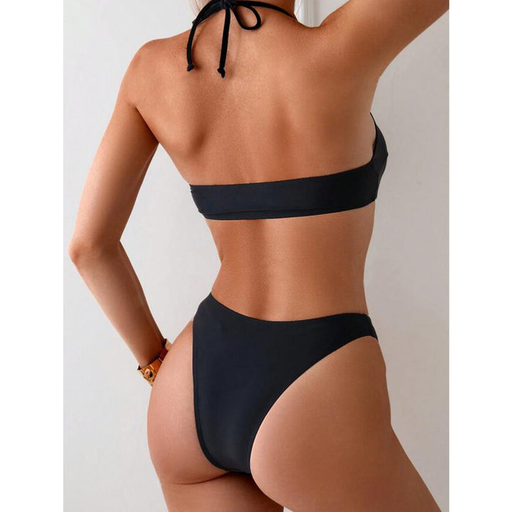 Dame bikini-sæt med raffinerede accent-detaljer og høj benudskæring Stilla