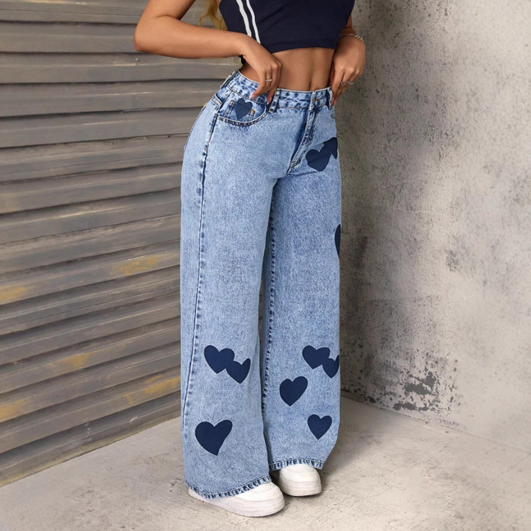 Kvindernes brede jeans med hjerteapplikationer Stilla