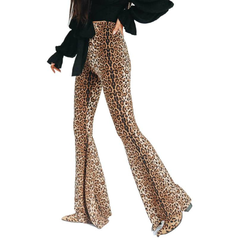 Dame Flared Jeans med stilfuldt leopardmønster Skovae